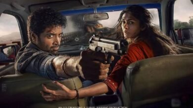 मृणाल ठाकुर और आदिवी शेष की डकैत अ लव स्टोरी ट्रेलर ने बढ़ाई हलचल